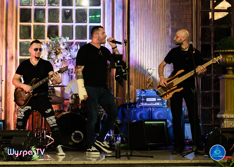 images/gallery/sounds-2023-003/thecharts-13.jpg#joomlaImage://local-images/gallery/sounds-2023-003/thecharts-13.jpg?width=800&height=571